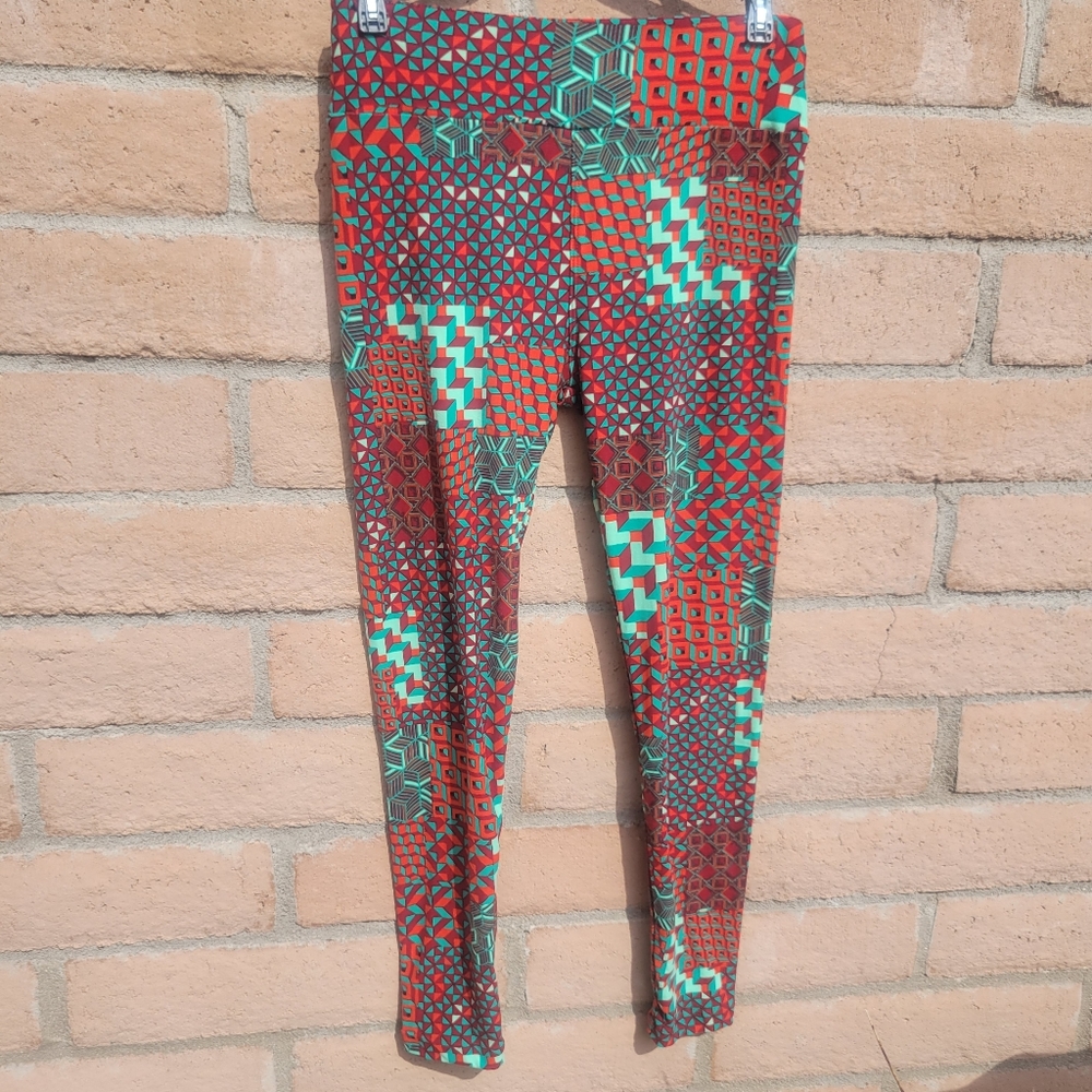 Lularoe Red & Green Geometric Leggings One Size